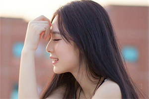 上海新茶网：Now it is： skiing and paragliding in Shanghai